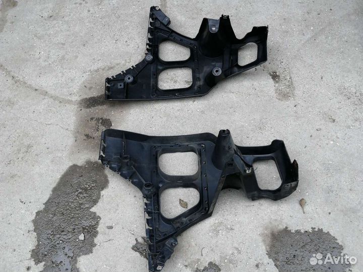 Кронштейн заднего бампера на x6 e71