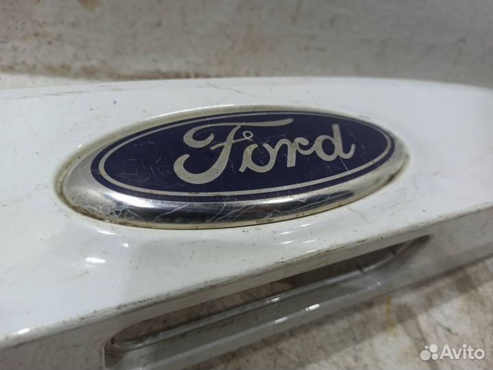 Накладка двери багажника