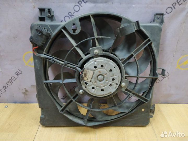 Вентилятор радиатора Opel Astra H Z19DT 2004-2010