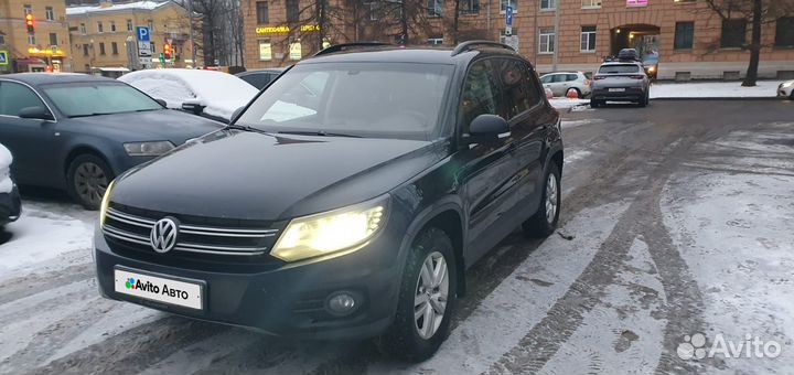 Volkswagen Tiguan 2.0 AT, 2011, 270 000 км