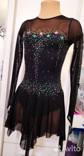 Платье для фигурного катания