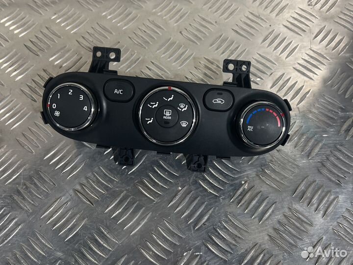 Блок управления печкой kia cerato 3