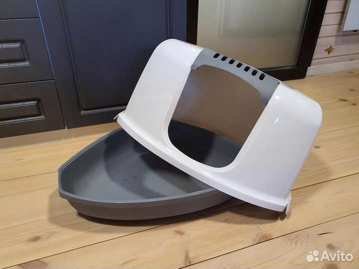 Туалет угловой для животных