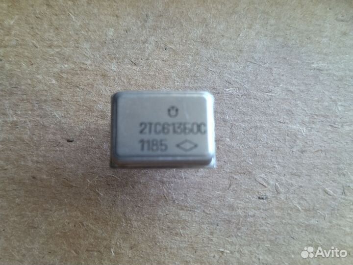 Микросхема СССР 2тс613б