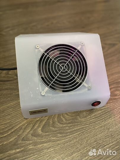 Маникюрный пылесос