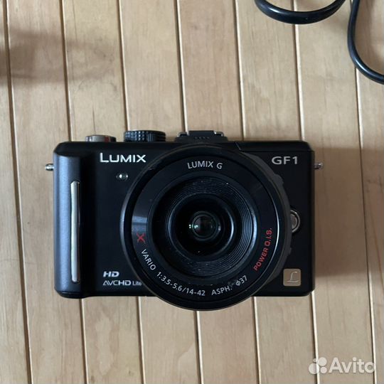 Компактный фотоаппарат Panasonic DMC-GF1