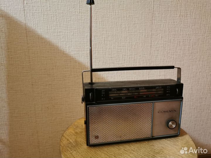 Bluetooth колонка из советского приемника Соната