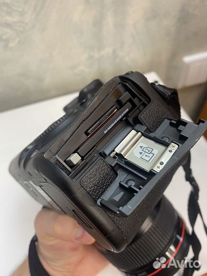 Canon 5d mark iii + 35mm 1.4 L