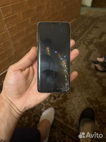 Samsung Galaxy S9, 4/64 ГБ