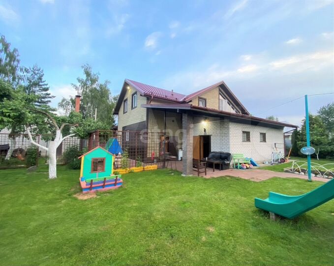 Дом 257 м² на участке 21 сот.