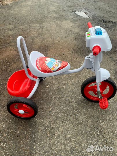 Детский трехколесный велосипед