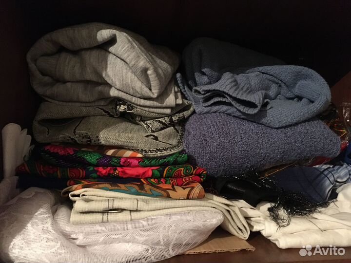 Вещи женские 50-54 размер, бесплатно. Самовывоз