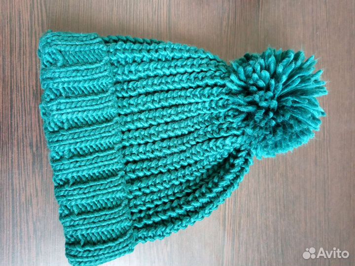 Шапка женская вязаная