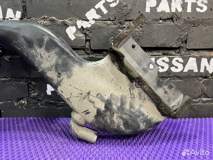 Воздухозаборник Nissan X-Trail NT31-000480 MR20DE