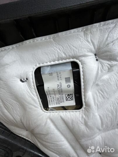 Kia stinger обшивка задней левой двери В сборе