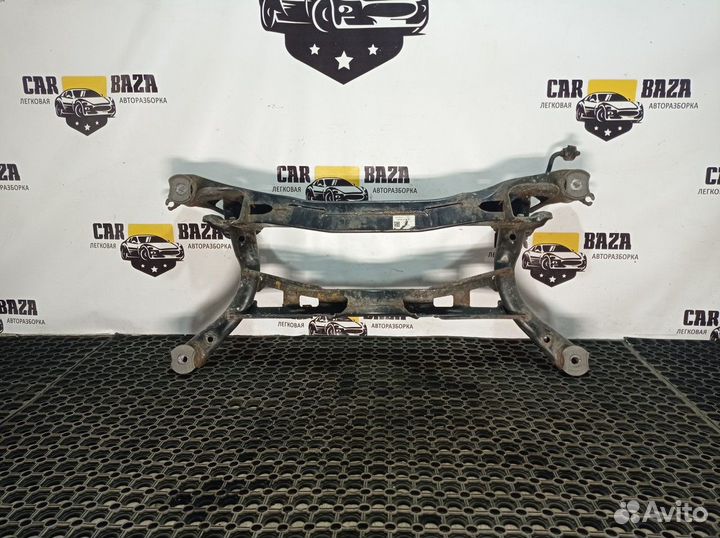 Подрамник задний