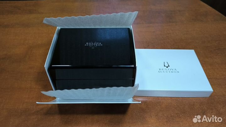 Мужские наручные часы Bulova Accutron 63B138