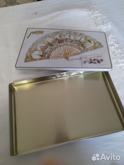 Коробка для хранения с крышкой металлические