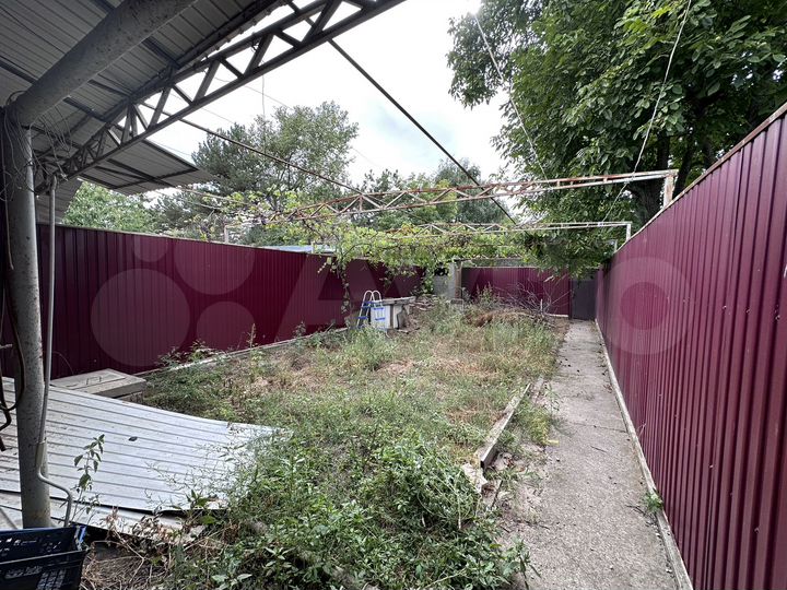 Дом 327,2 м² на участке 8,4 сот.