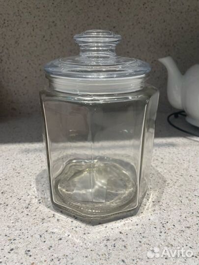 Банка для хранения сыпучих продуктов