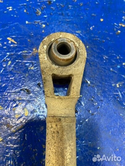 Рычаг подвески задний правый Infiniti M37 Y51 4