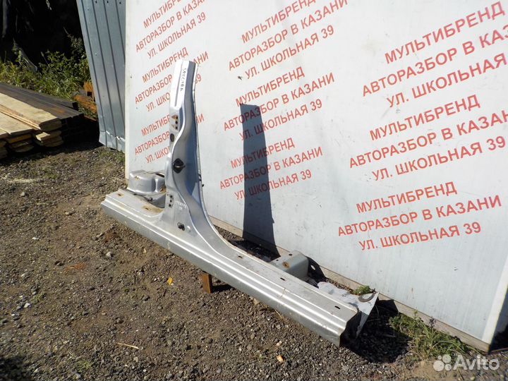 Порог правый со стойкой кузова Киа Спектра