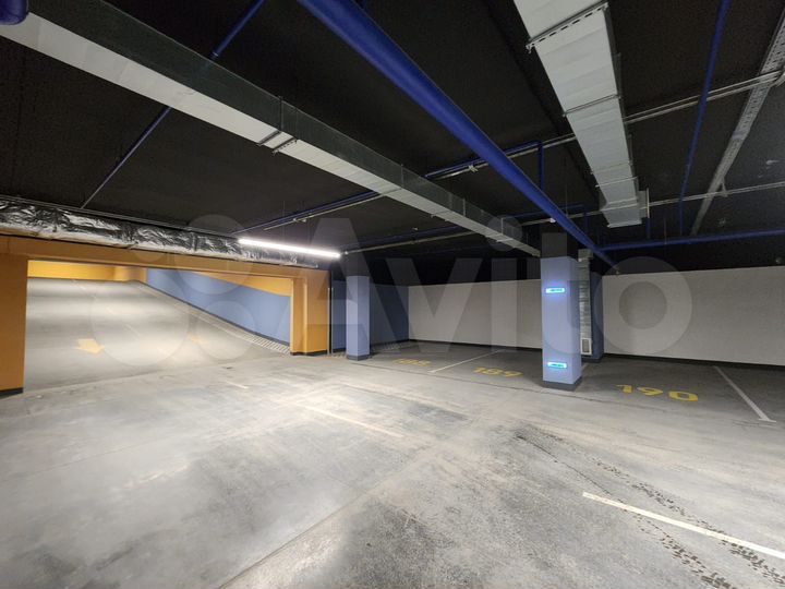 Машиноместо, 25 м²