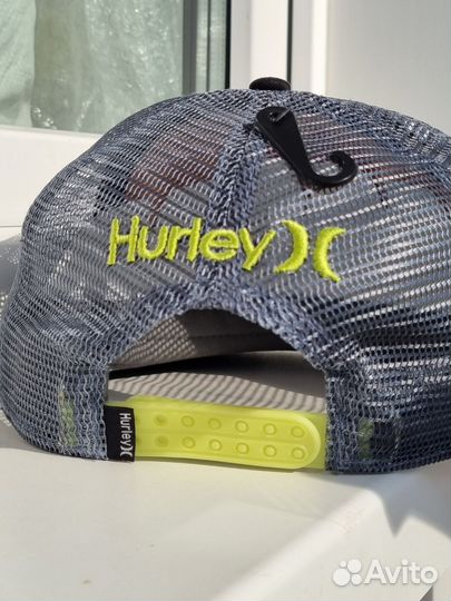 Кепка Hurley Snapback Trucker Mesh Hat