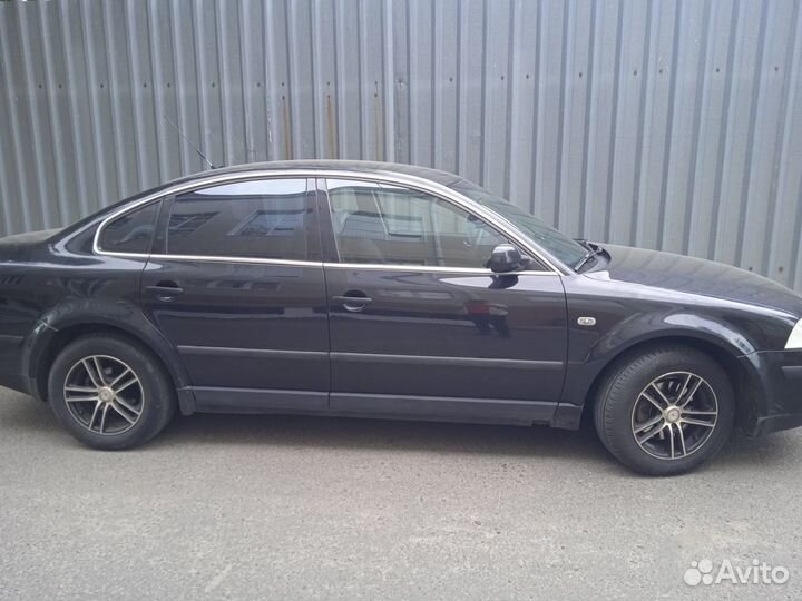 Volkswagen Passat 1.8 МТ, 2001, 290 000 км