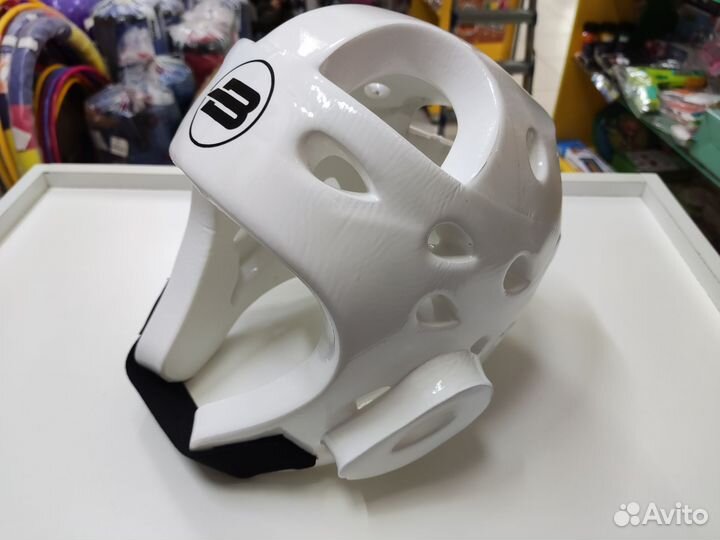 Шлем для тхэквандо BoyBo Premium белый, BHT44