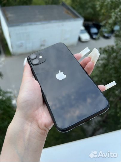 iPhone 11, 128 ГБ