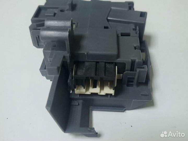 Замок люка стиральной машины вертикальной загрузки