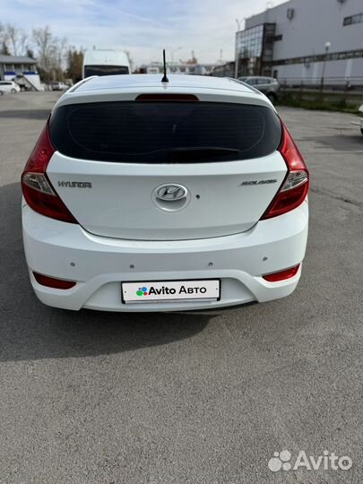 Hyundai Solaris 1.6 AT, 2011, 141 500 км