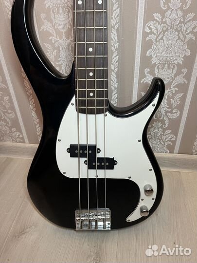 Бас гитара Peavey milestone bxp