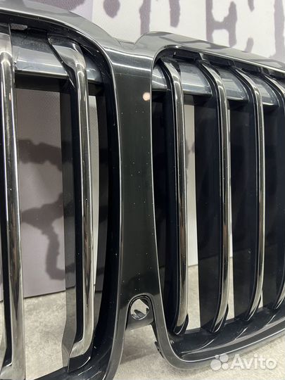 Решетка радиатора BMW G07 (дорестайлинг)