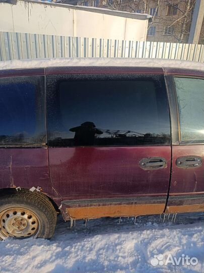 Дверь задняя правая сдвижная Додж Караван 3 1999г