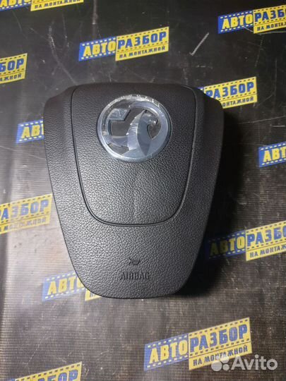 Подушка безопасности Opel Astra J