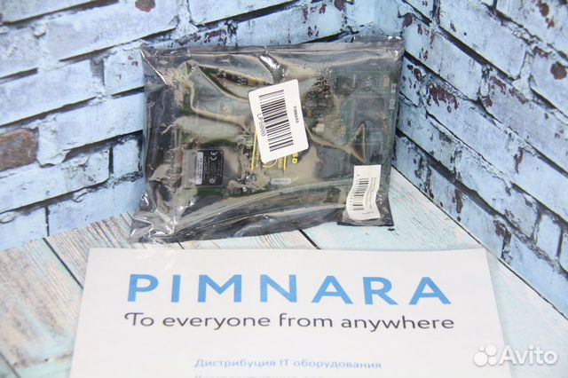 Контроллер Emulex HBA LP8000