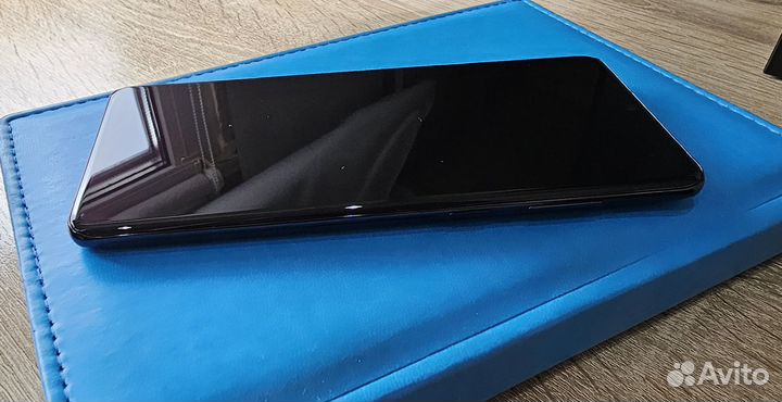 Samsung Galaxy S20+, 8/128 ГБ