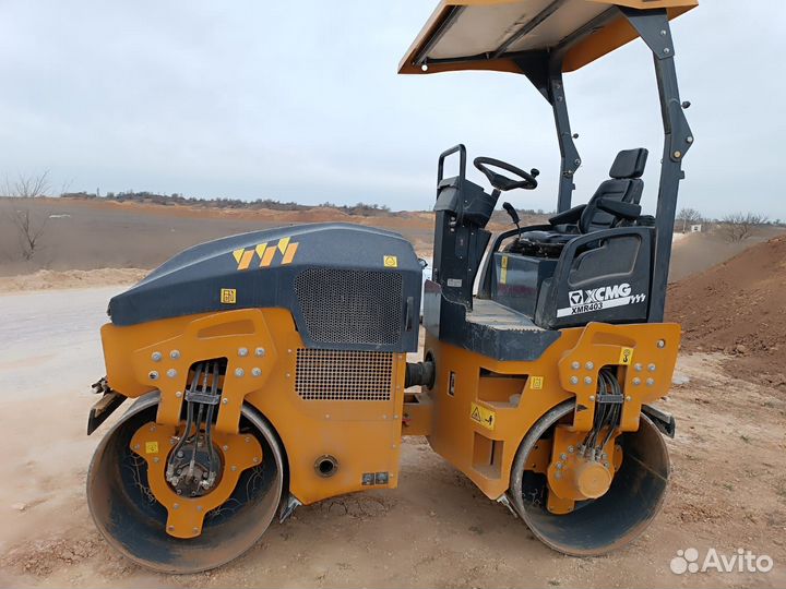 Дорожный каток XCMG XMR403, 2022