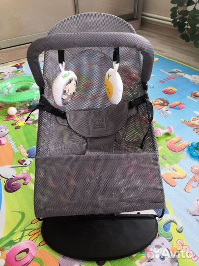 Шезлонг для новорожденных