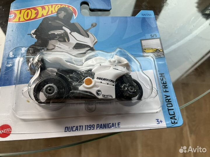 Хот вилс Ducati 1199 panigale