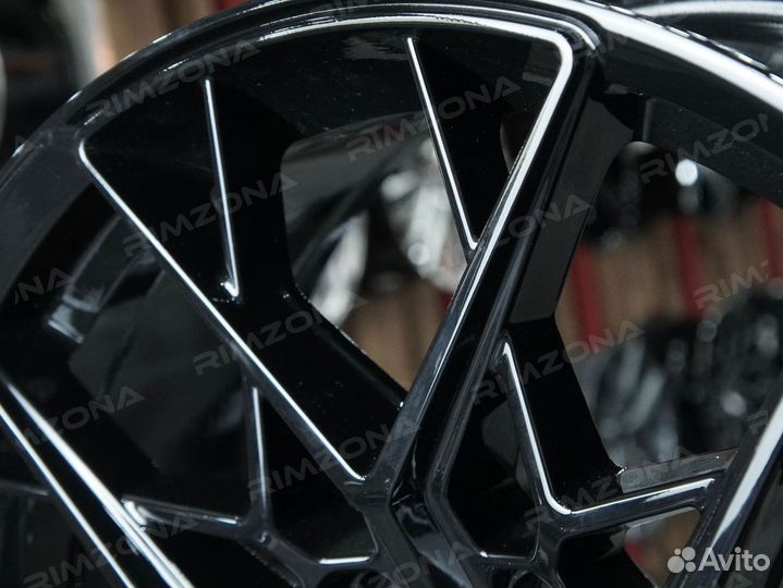 Литые диски HRE R17 для Skoda. Рассрочка