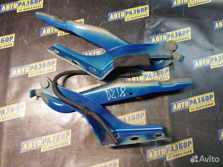 Петля капота к-кт Пежо 308