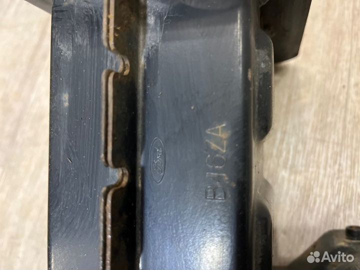 Усилитель бампера передний Ford Fusion CBK 1.6L