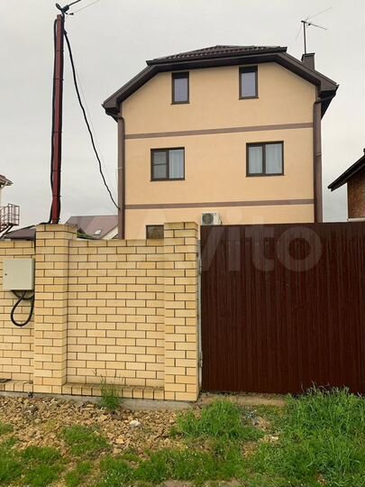 Дом 285 м² на участке 3 сот.