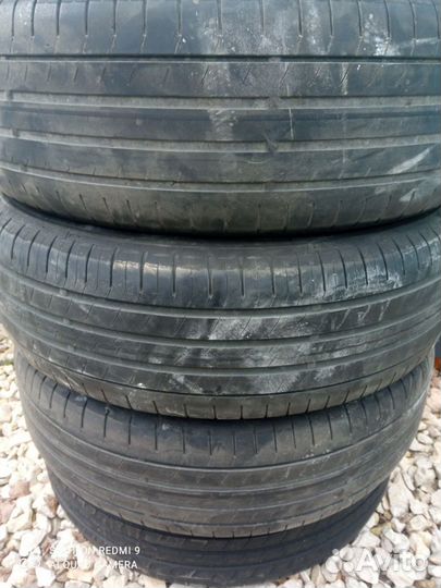 Continental CrossContact LX 215/65 R16