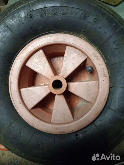 Колесо для тачки 400-6