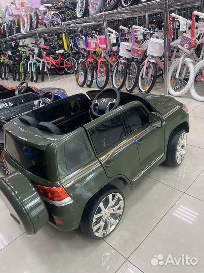 Электромобиль детский Toyota Land Cruiser