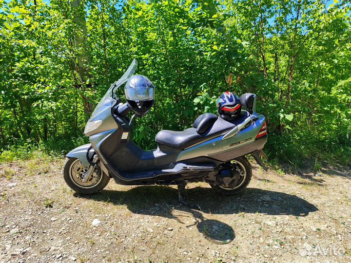 Suzuki skywave 400